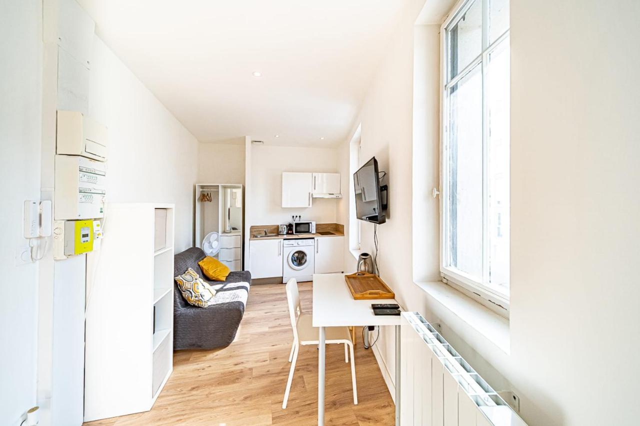 Le Debourg - Studio Tout Proche Metro B Lyon Ngoại thất bức ảnh
