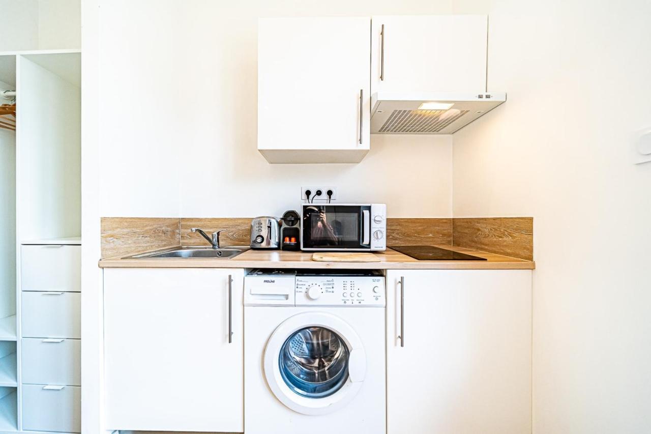 Le Debourg - Studio Tout Proche Metro B Lyon Ngoại thất bức ảnh